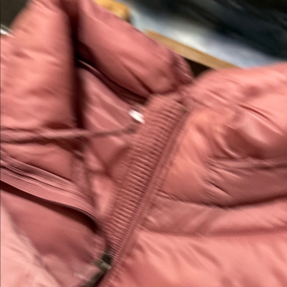 Charter Club Blush Puffer Vest with detachable hoodie and travel bag - Picture 12 of 12